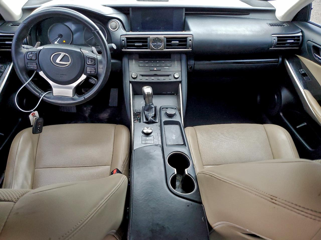 2019 LEXUS IS 300