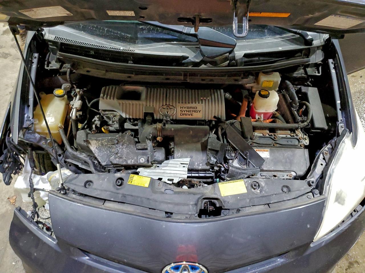 2013 TOYOTA PRIUS