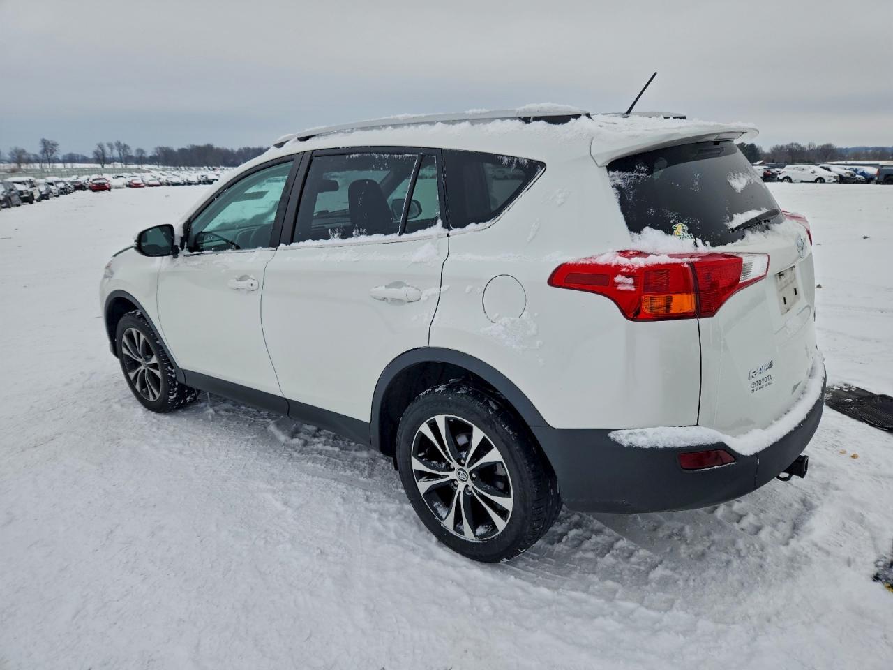 2015 TOYOTA RAV4