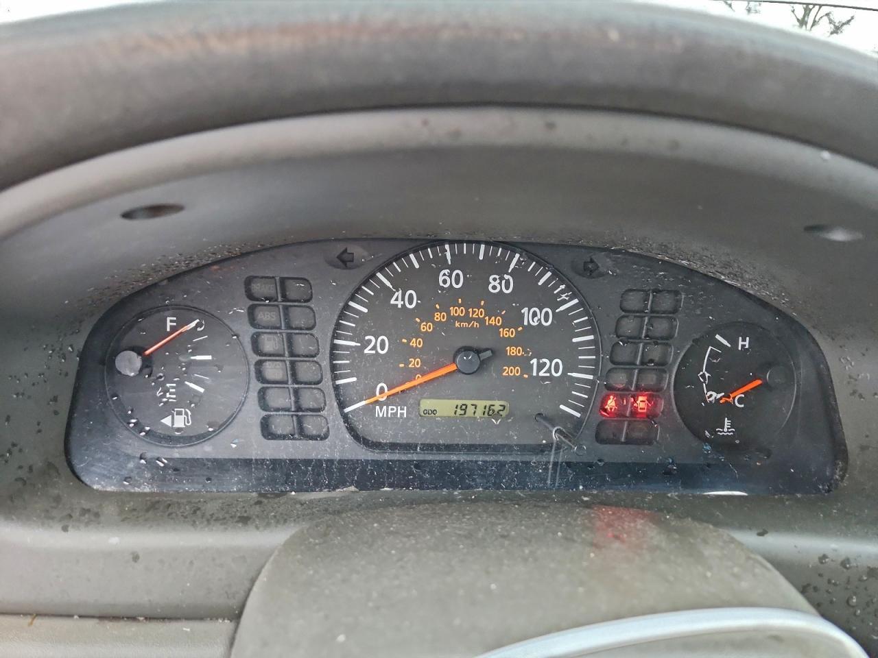 2004 NISSAN SENTRA