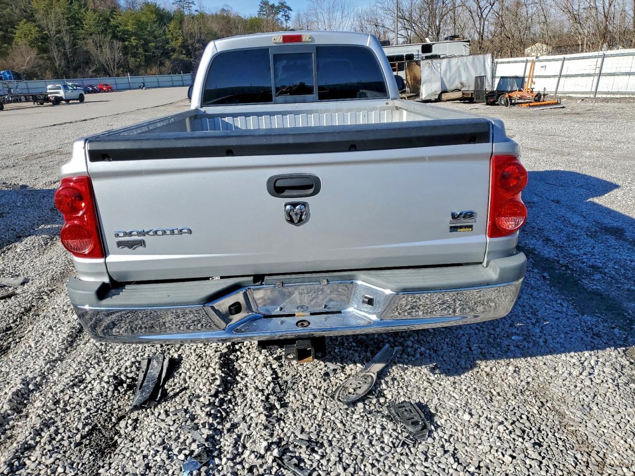 2008 DODGE Dakota