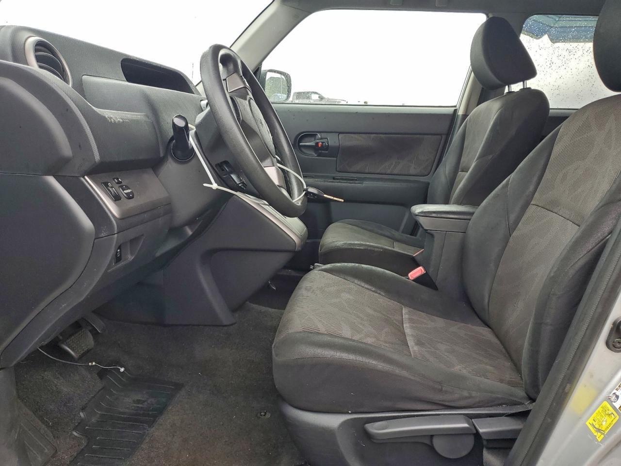 2013 TOYOTA SCION