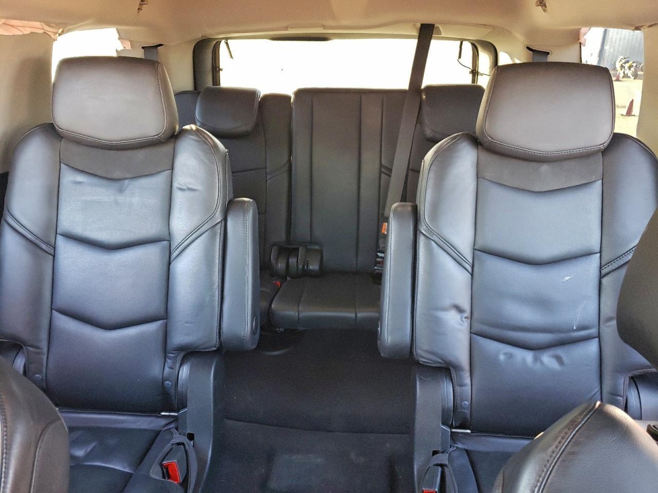 2018 CADILLAC ESCALADE