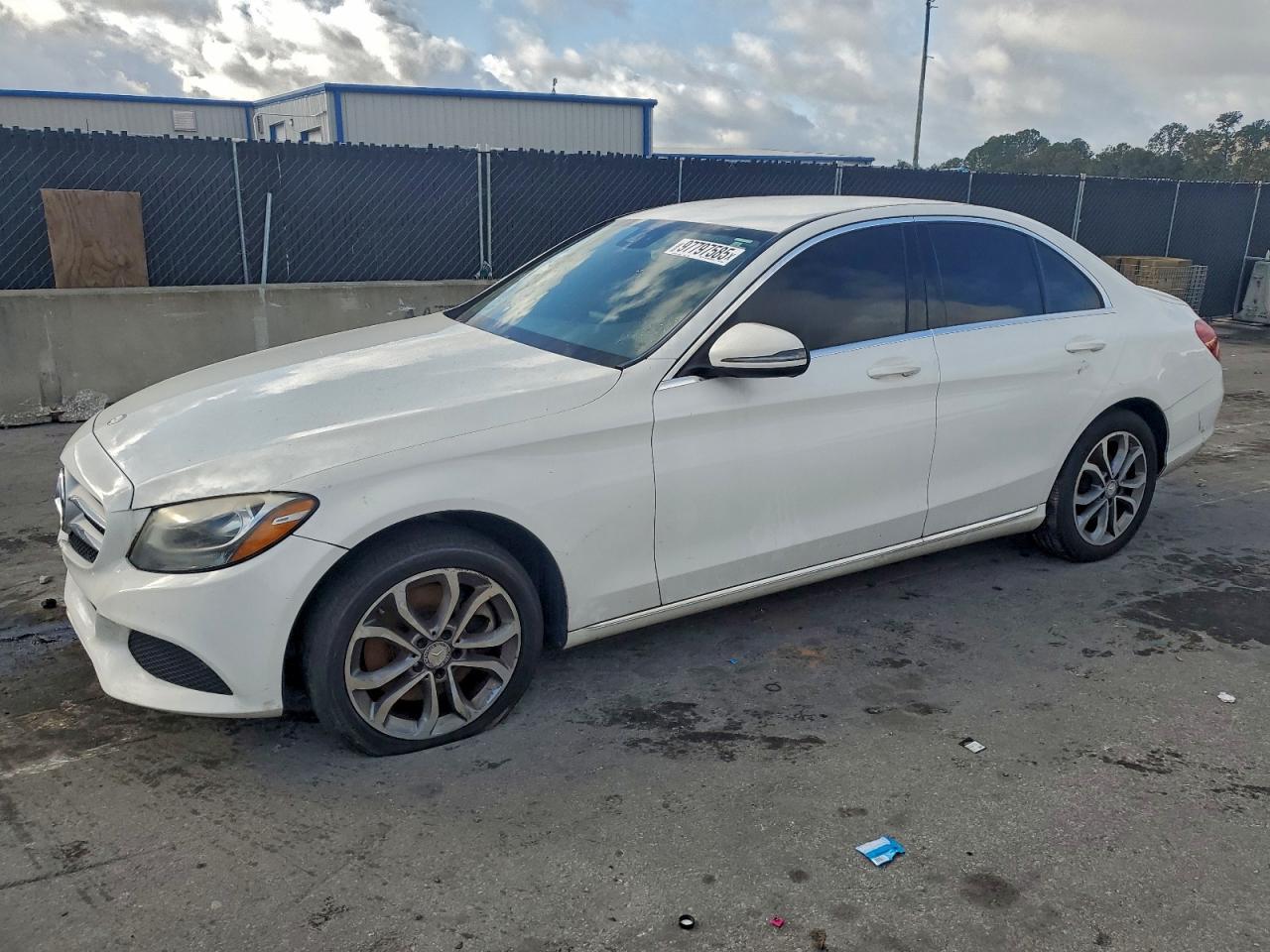 2016 MERCEDES-BENZ C-CLASS