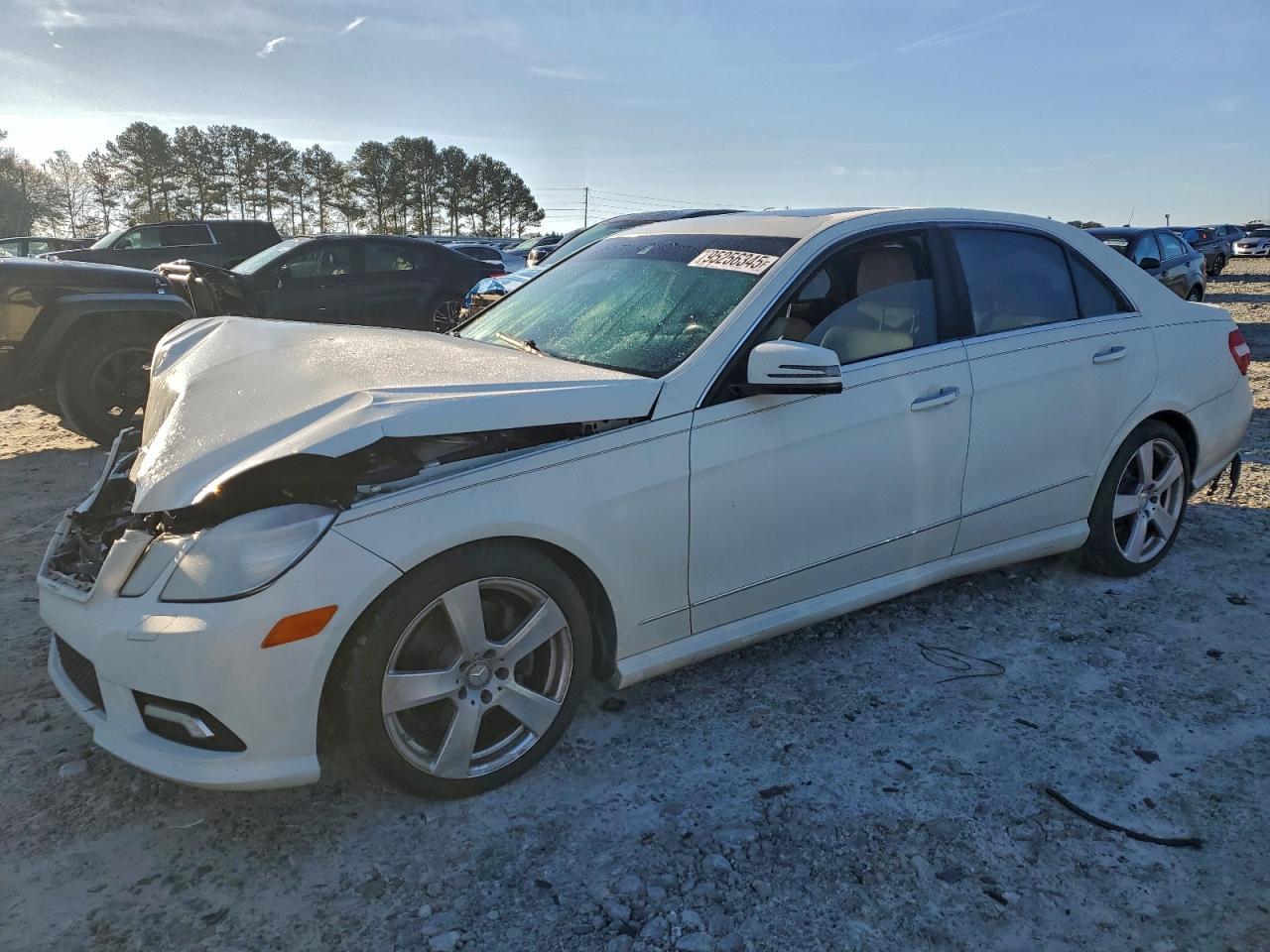 2011 MERCEDES-BENZ E-Class