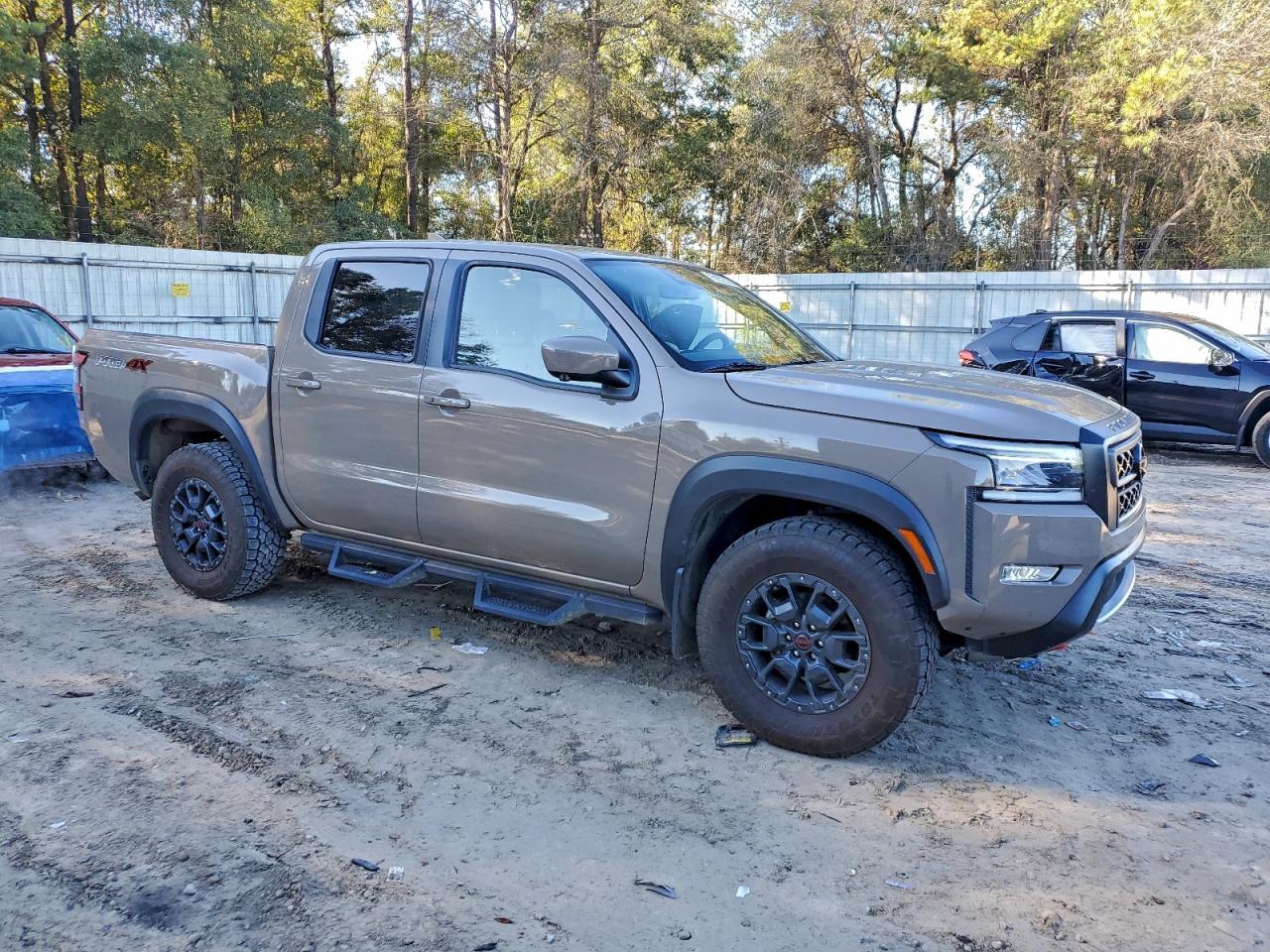 2024 NISSAN Frontier