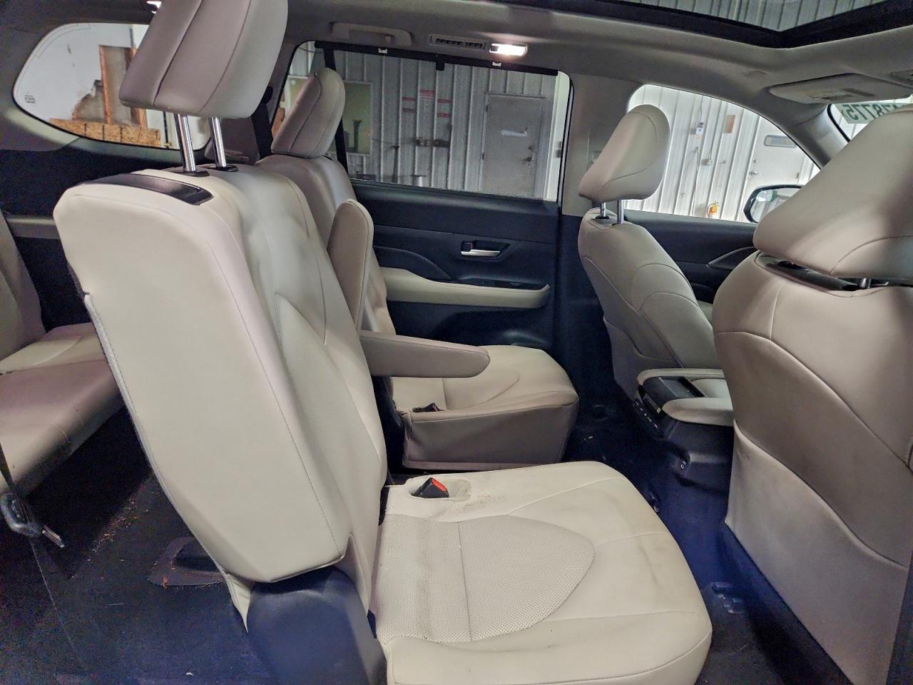 2025 TOYOTA HIGHLANDER