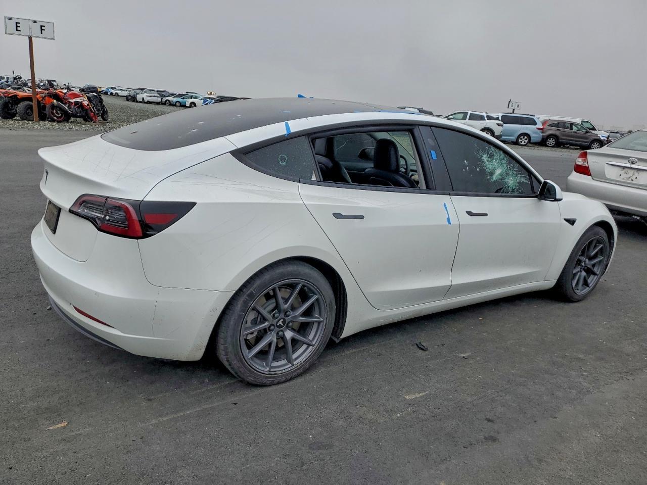 2021 TESLA MODEL 3