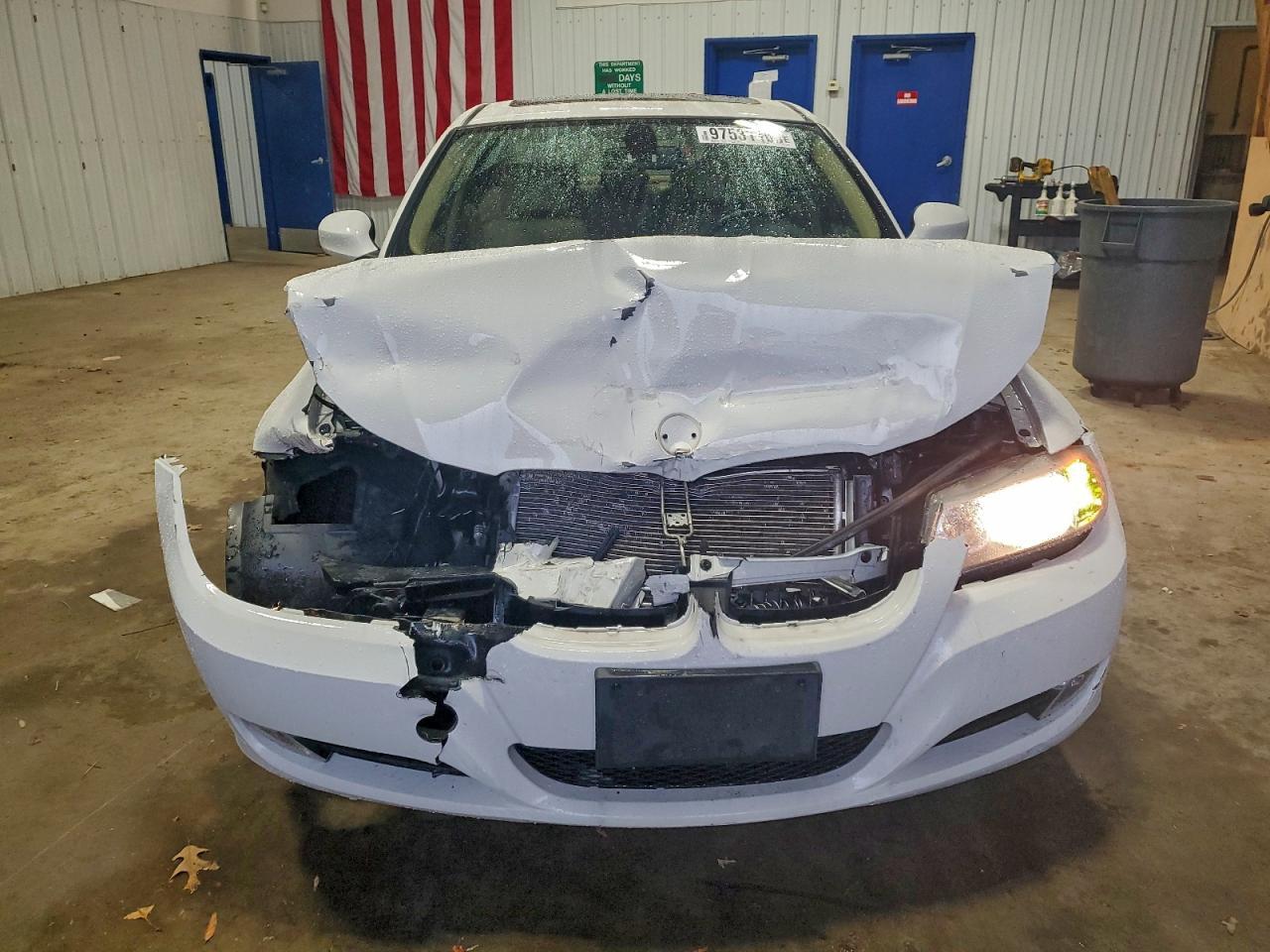 2011 BMW 3 SERIES