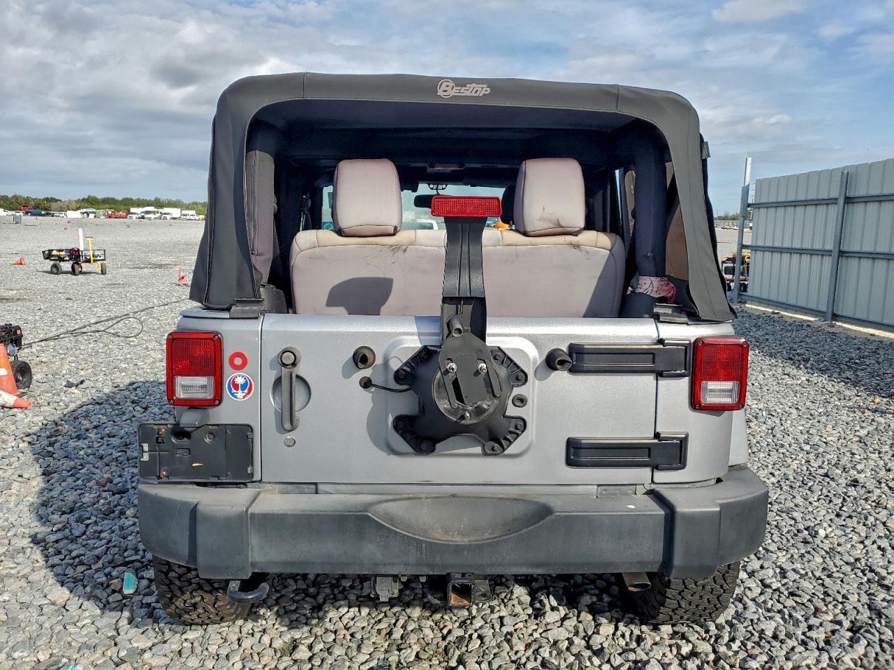 2016 JEEP WRANGLER