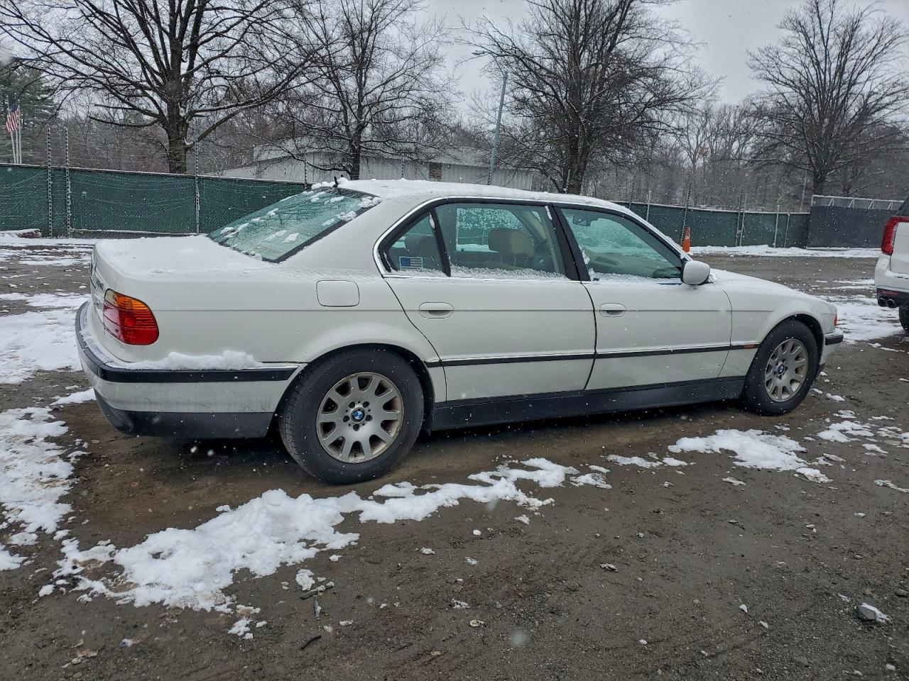 2000 BMW 7 series