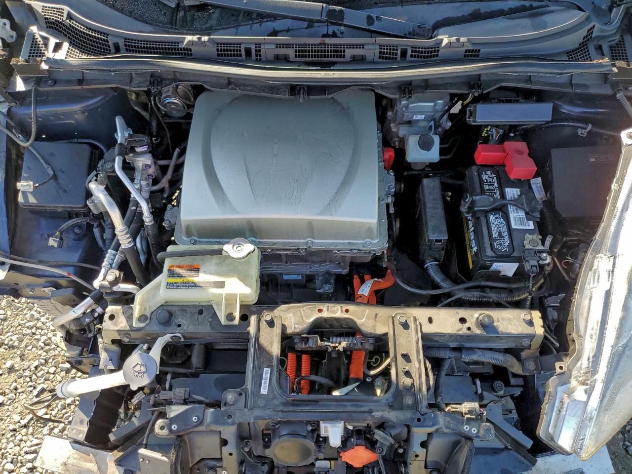 2017 NISSAN LEAF