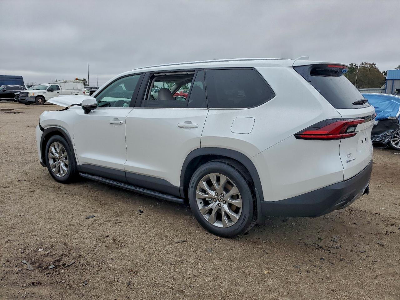 2026 TOYOTA HIGHLANDER