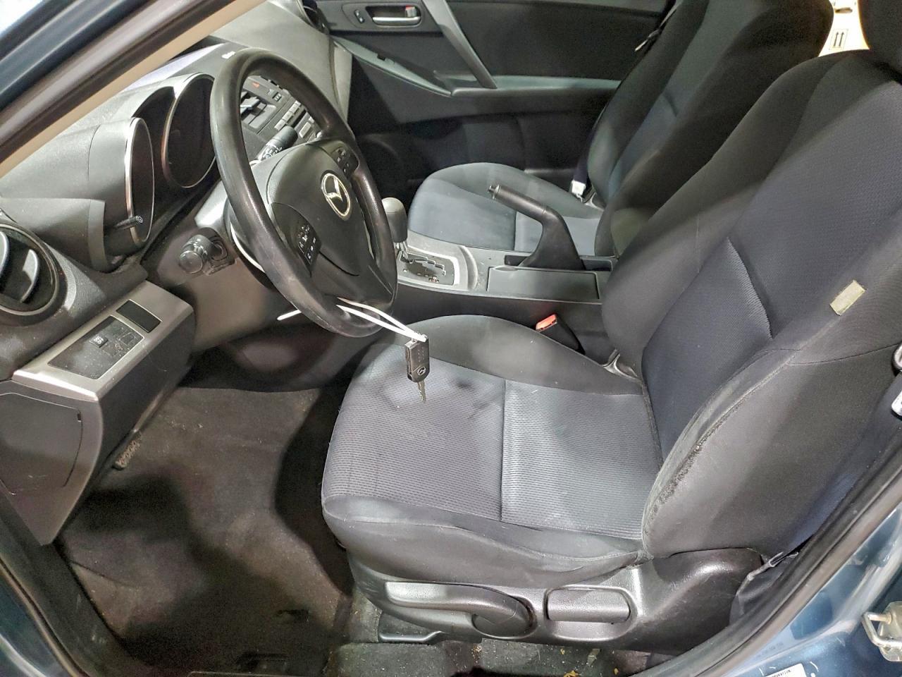 2010 MAZDA 3