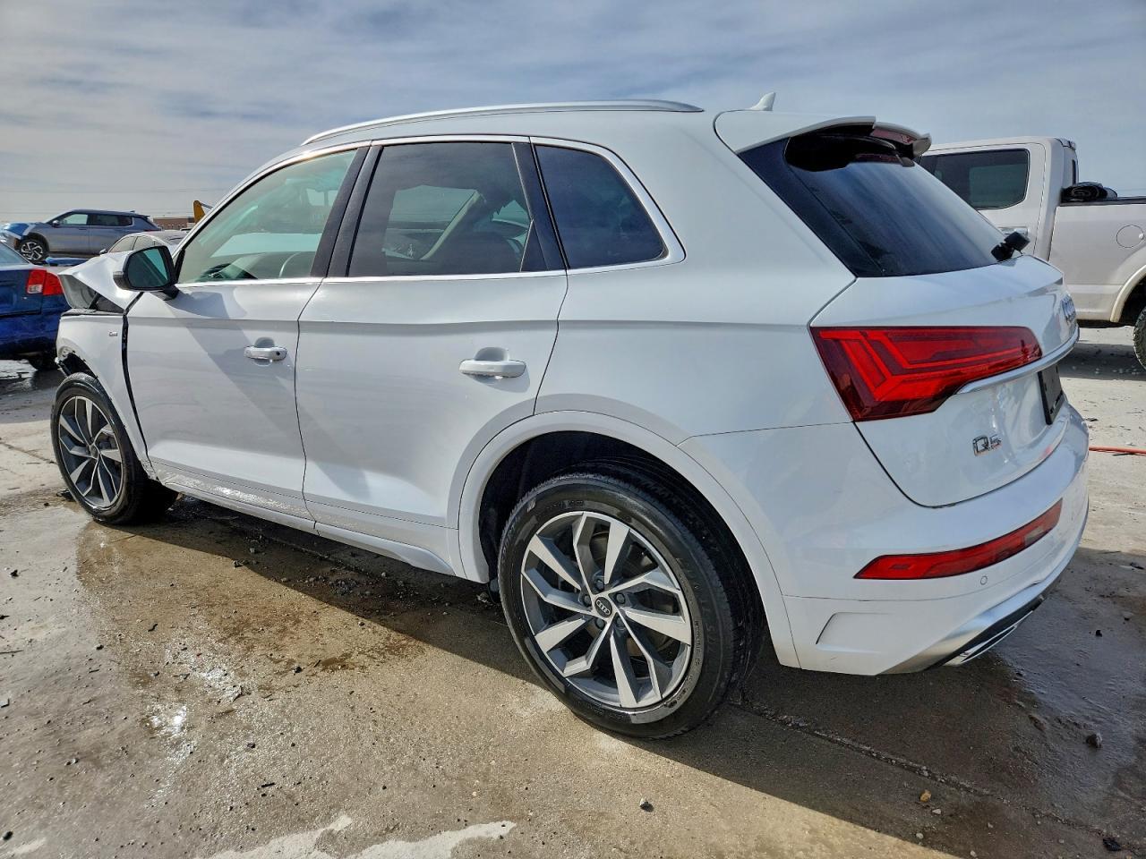 2024 AUDI Q5