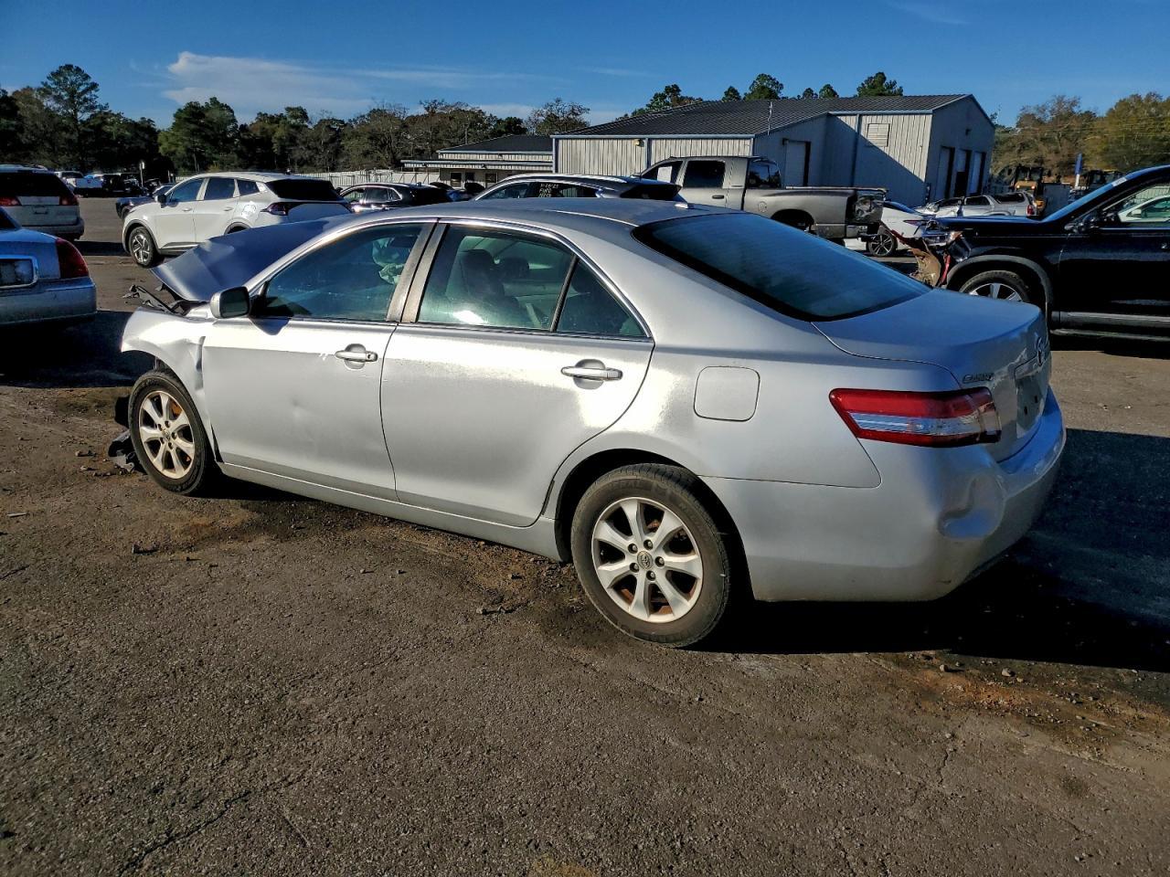 2010 TOYOTA CAMRY