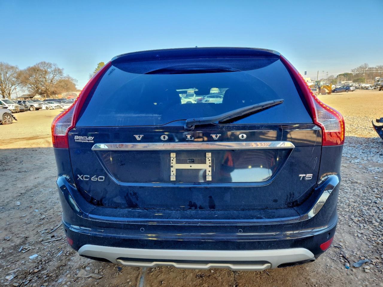 2017 VOLVO XC60