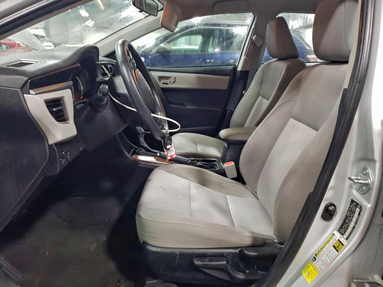 2015 TOYOTA COROLLA