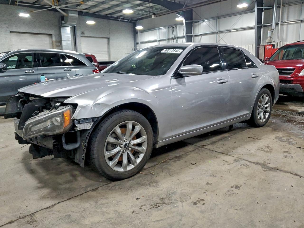2014 CHRYSLER 300