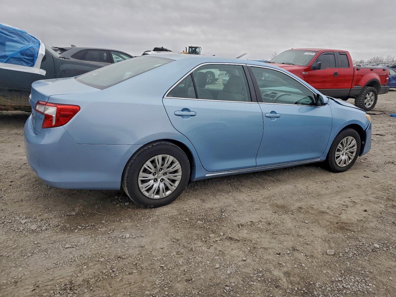 2012 TOYOTA CAMRY