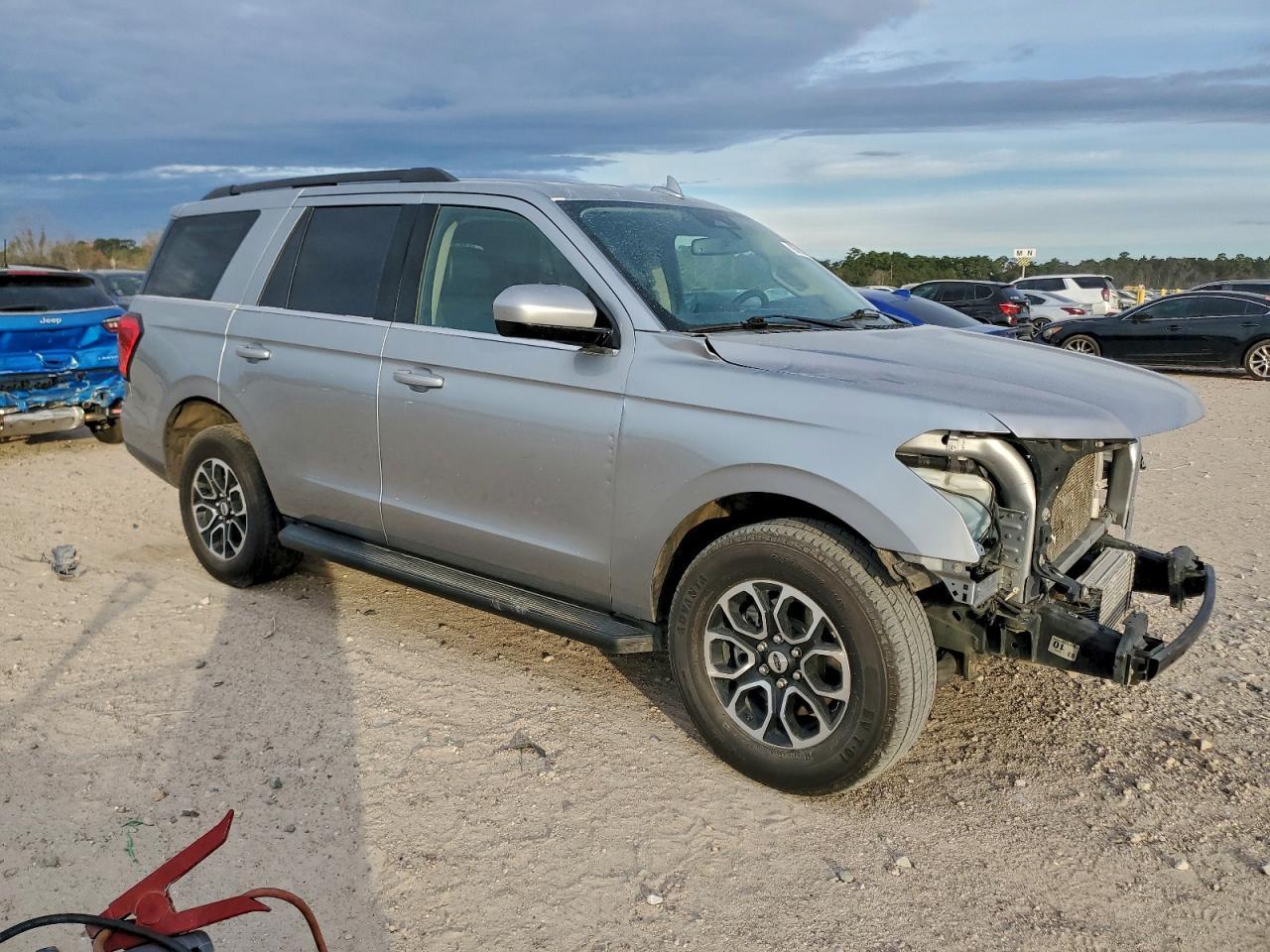 2024 FORD Expedition