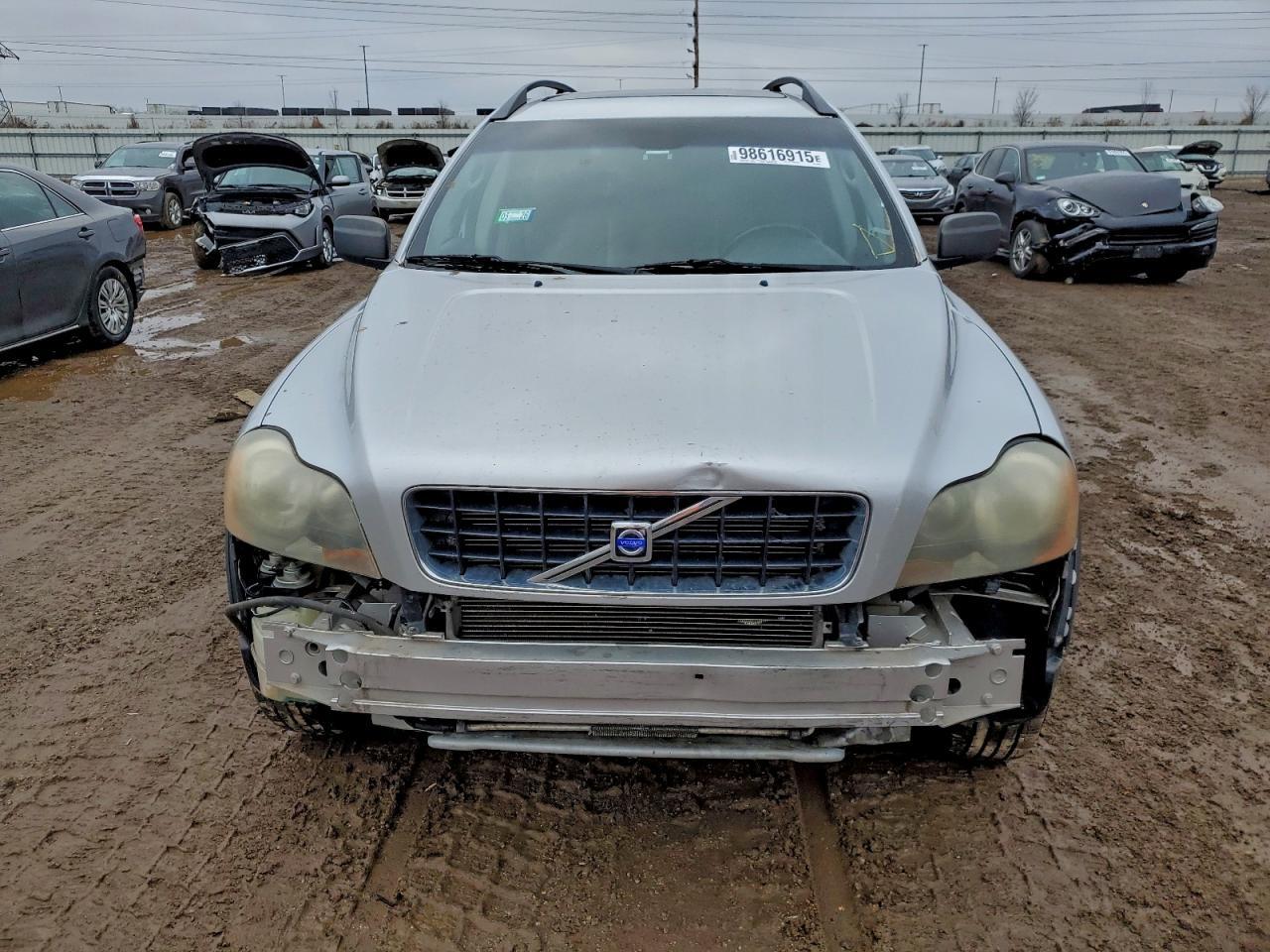 2004 VOLVO XC90