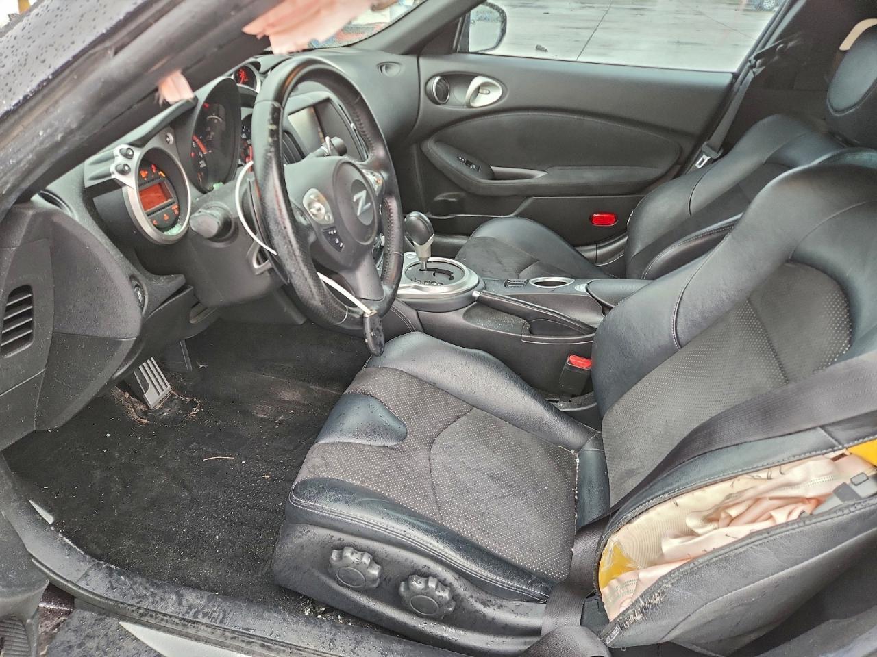 2016 NISSAN 370Z