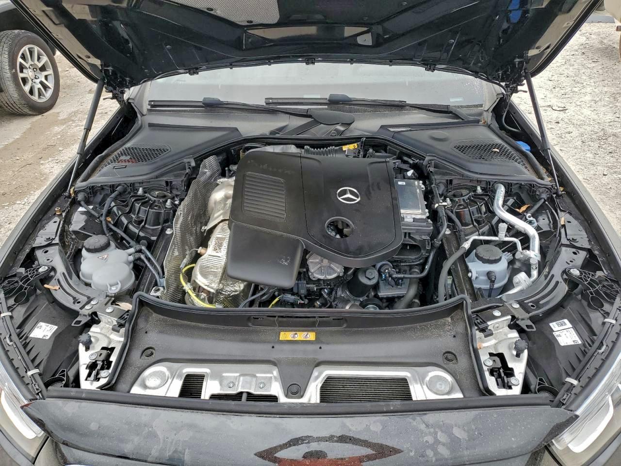 2025 MERCEDES-BENZ E-Class