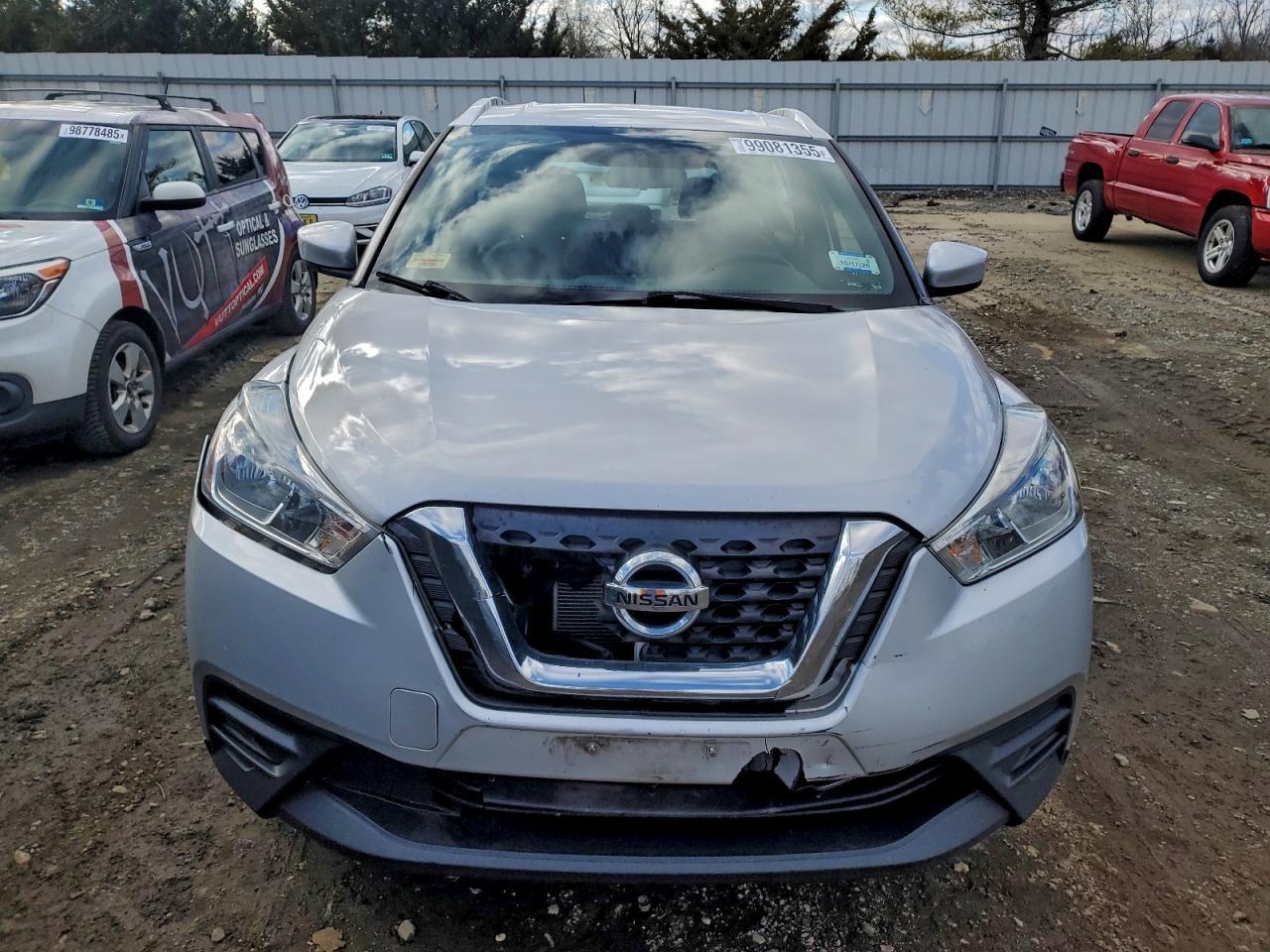 2019 NISSAN KICKS