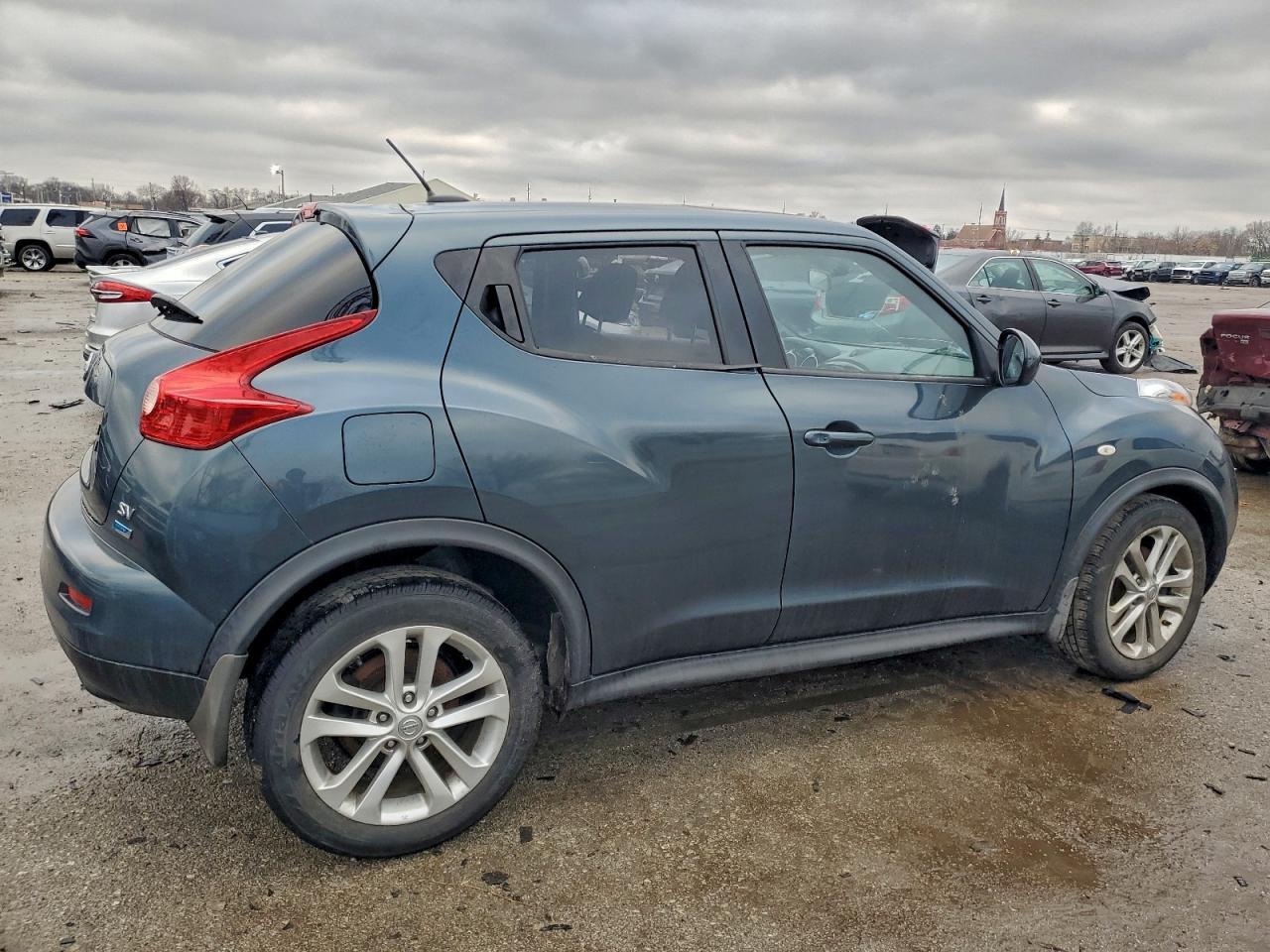 2013 NISSAN Juke