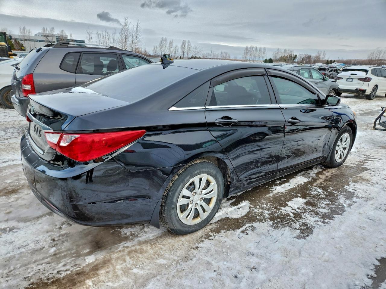 2011 HYUNDAI SONATA