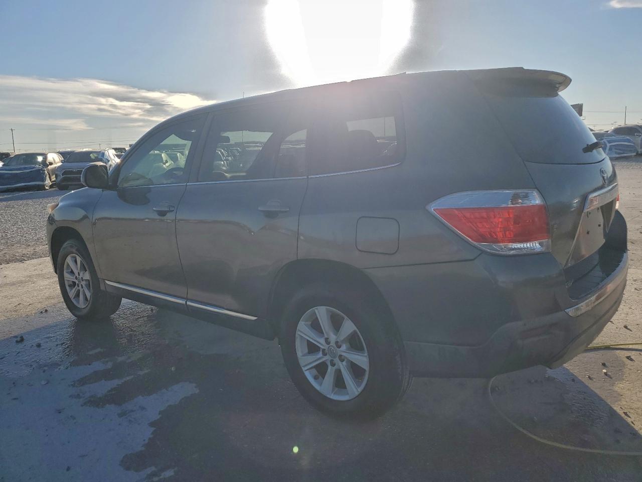2012 TOYOTA HIGHLANDER