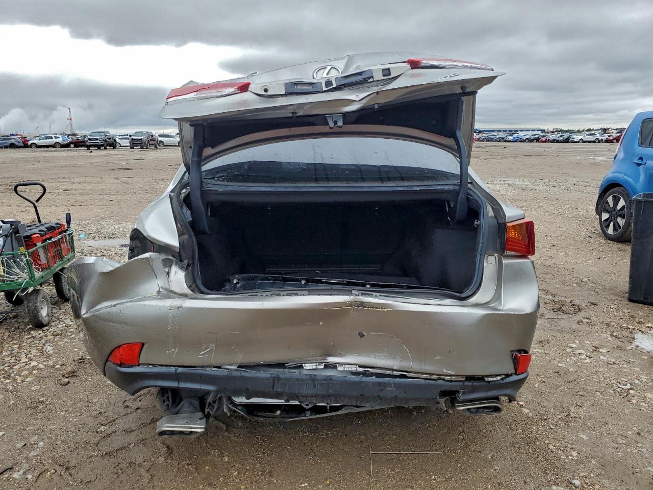 2019 LEXUS IS 300