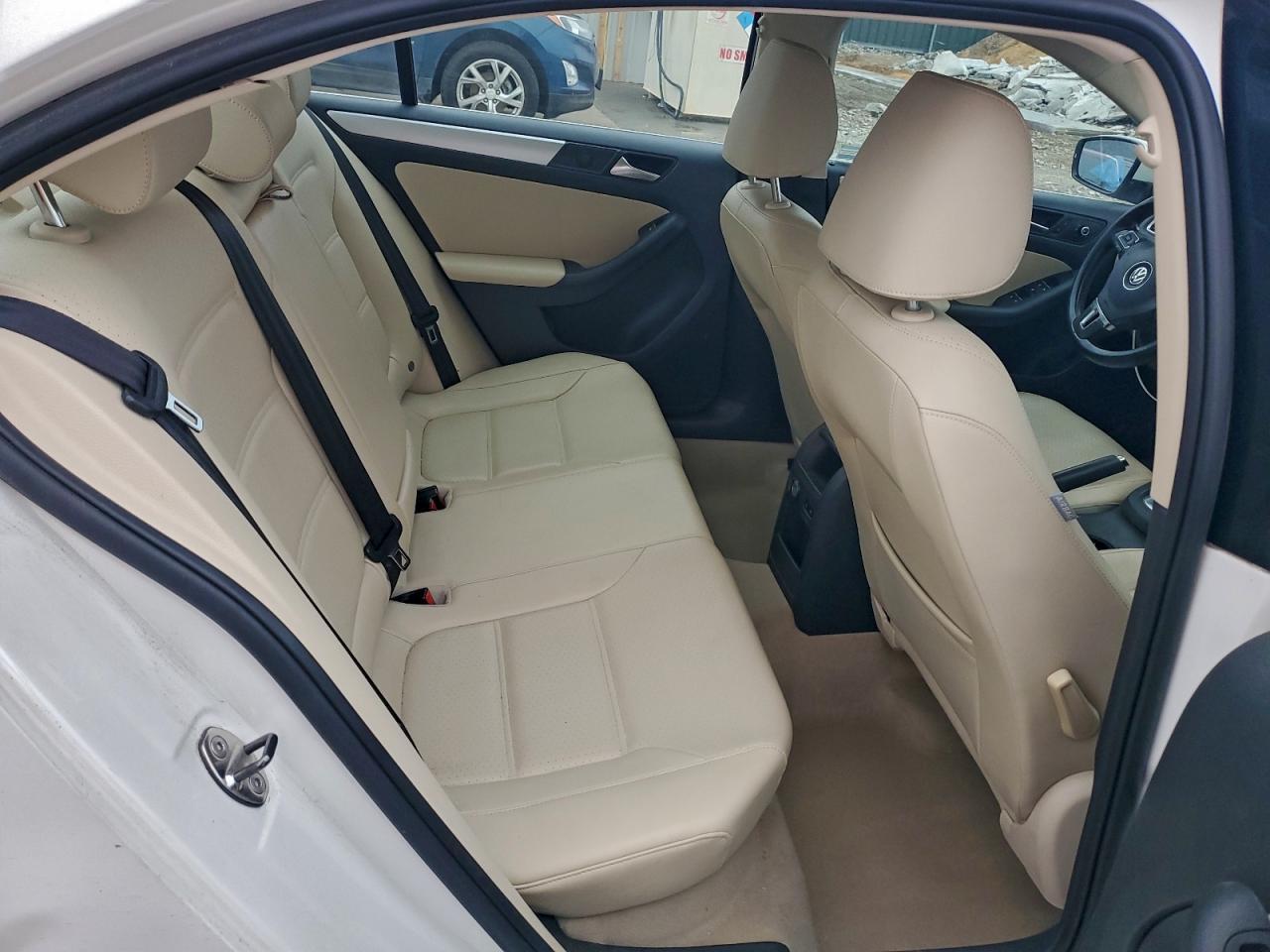 2013 VOLKSWAGEN JETTA