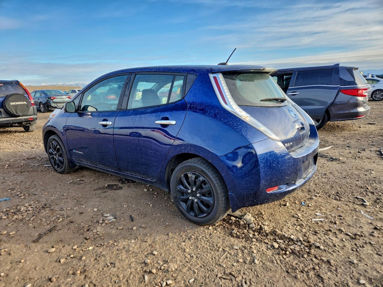 2016 NISSAN LEAF