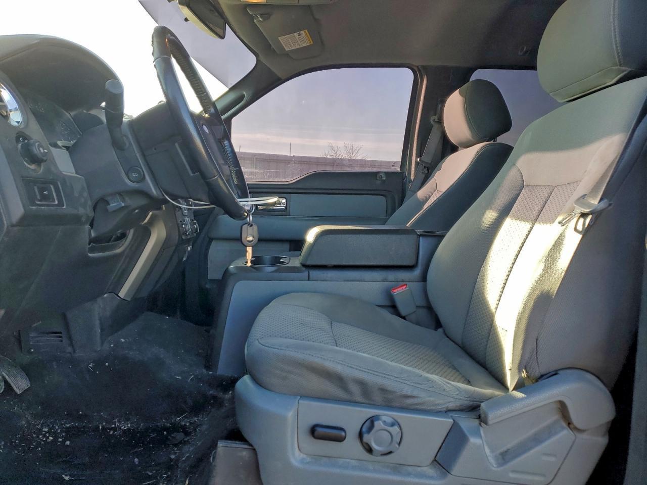 2013 FORD F-150