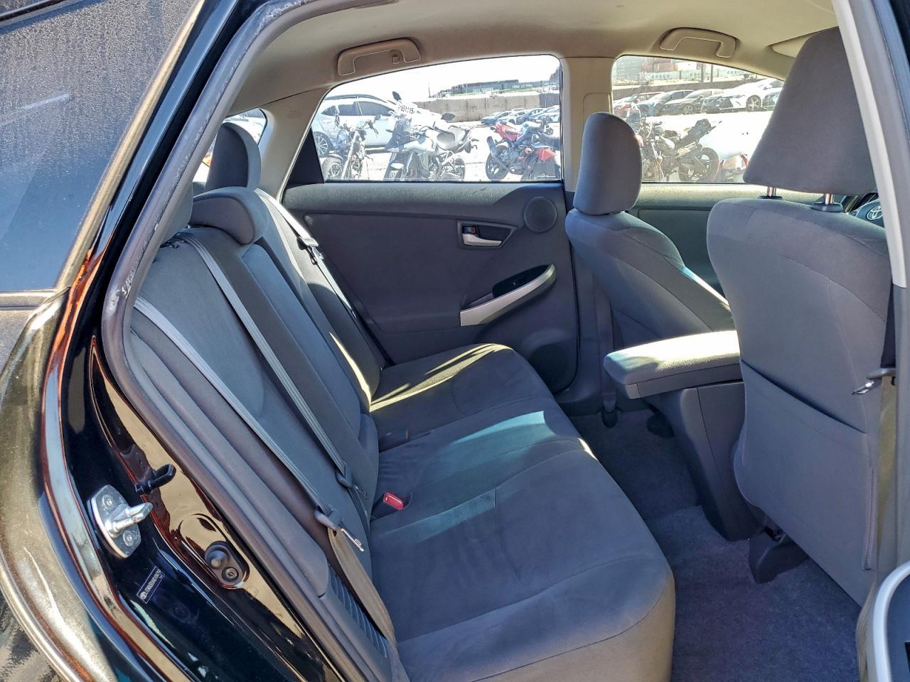2010 TOYOTA PRIUS
