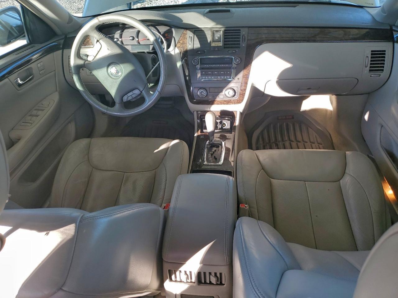 2009 CADILLAC DTS