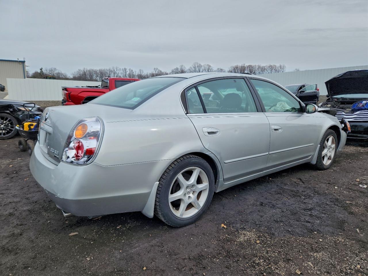 2002 NISSAN ALTIMA