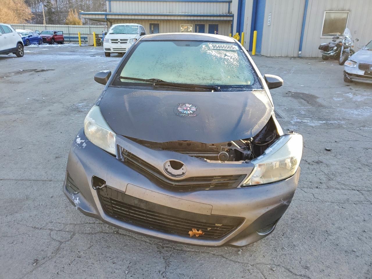 2012 TOYOTA YARIS
