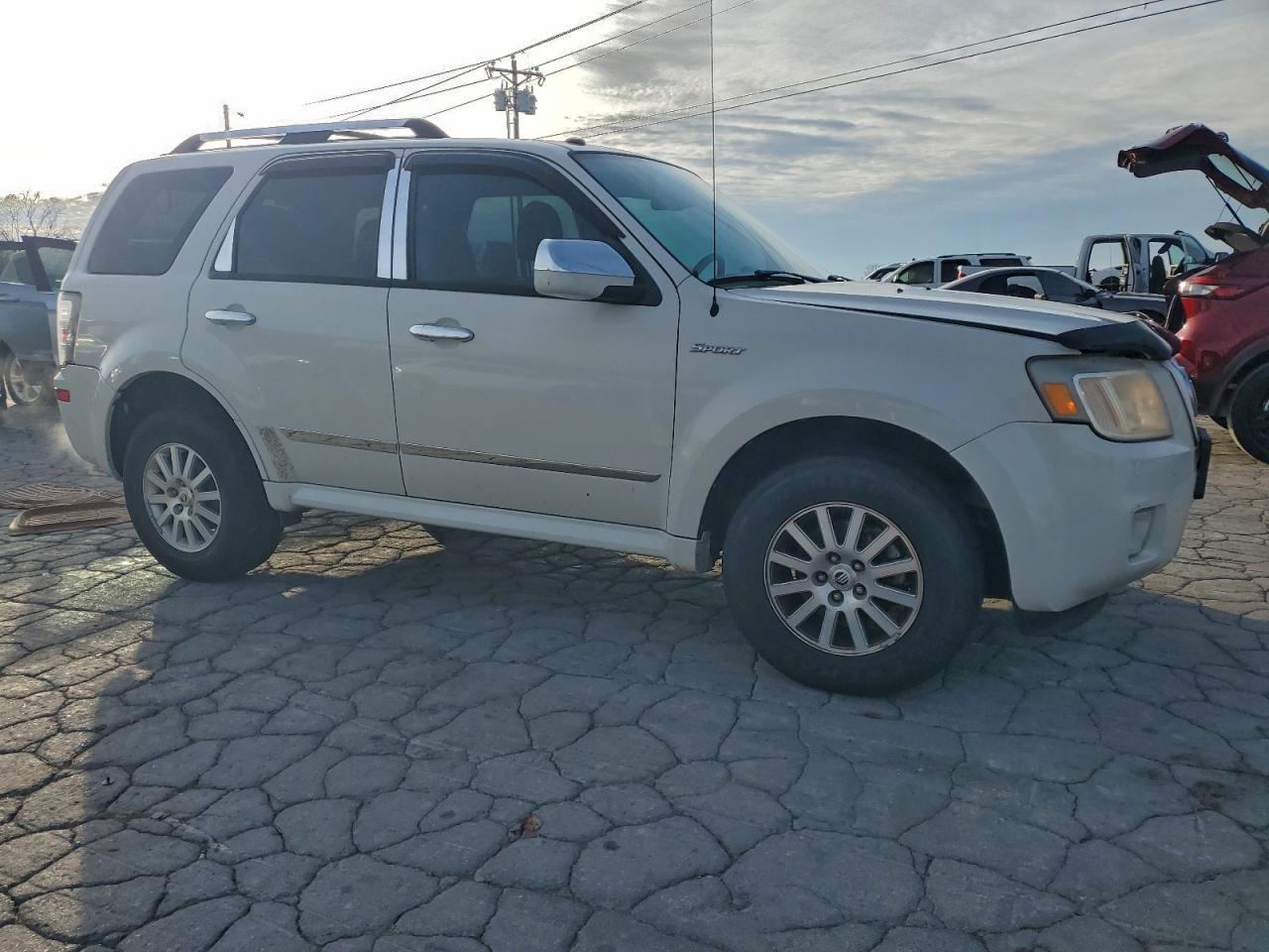 2011 MERCURY Mariner