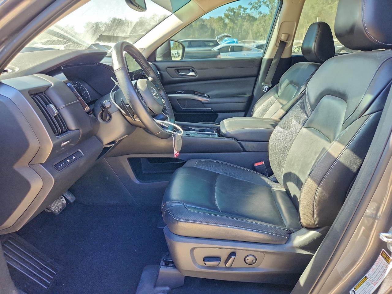 2022 NISSAN PATHFINDER