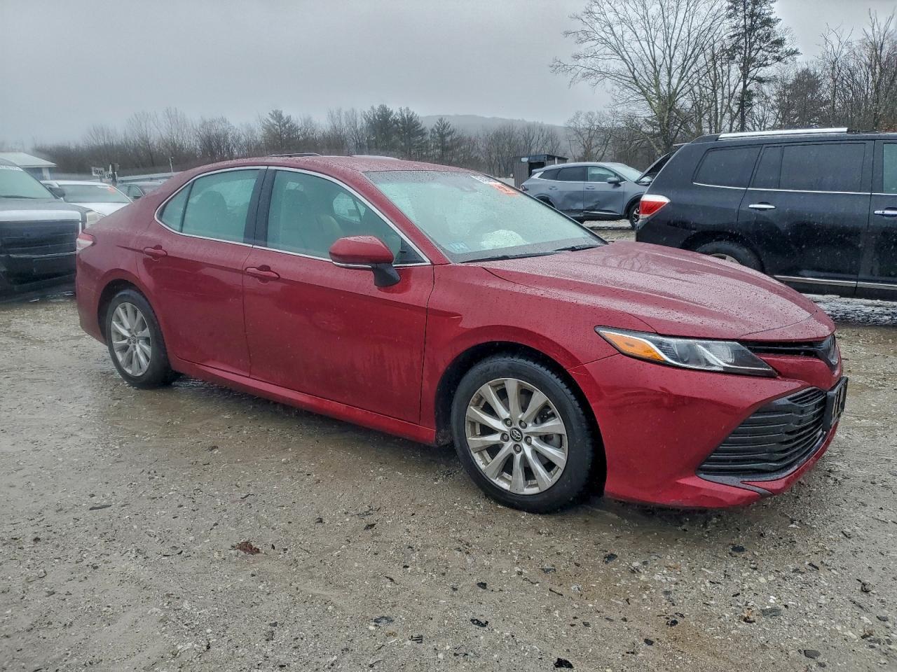 2018 TOYOTA CAMRY