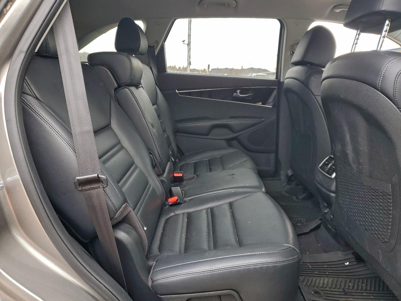 2019 KIA SORENTO