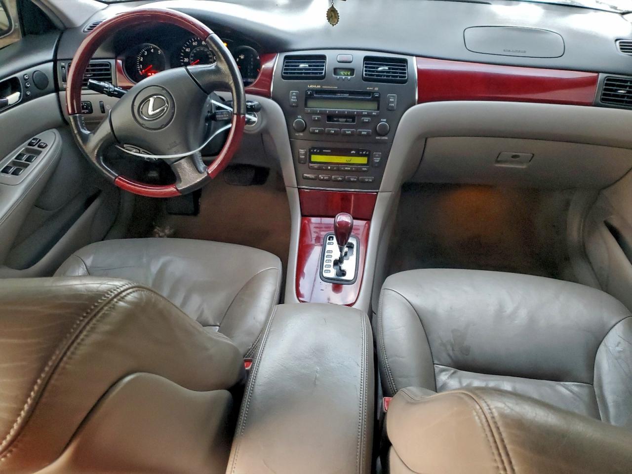 2002 LEXUS Es 300