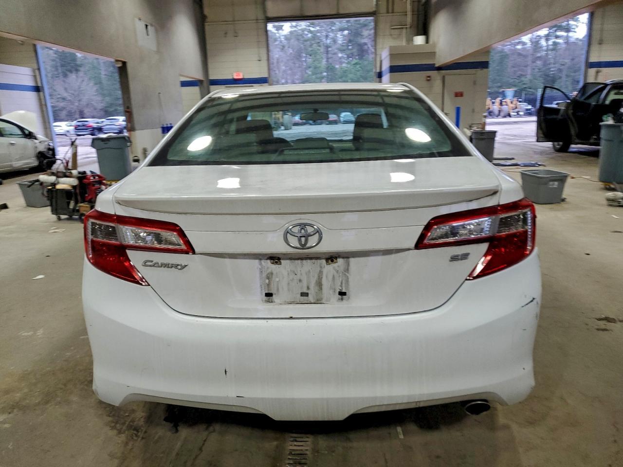 2013 TOYOTA CAMRY