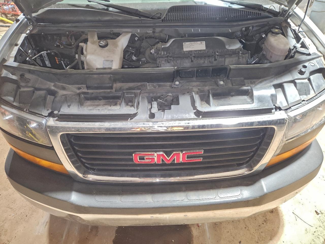 2023 GMC Savana