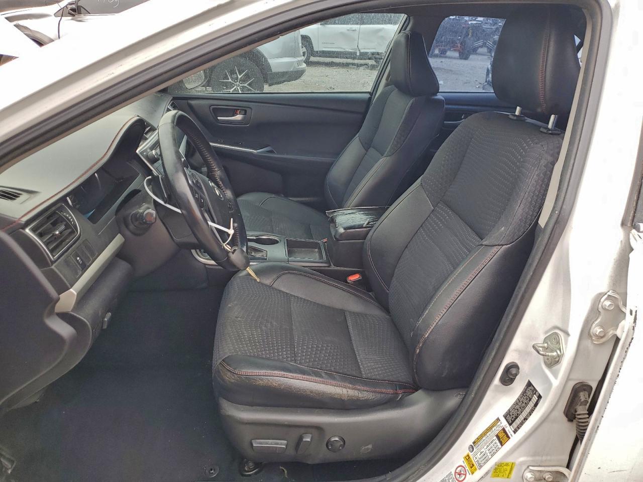 2015 TOYOTA CAMRY