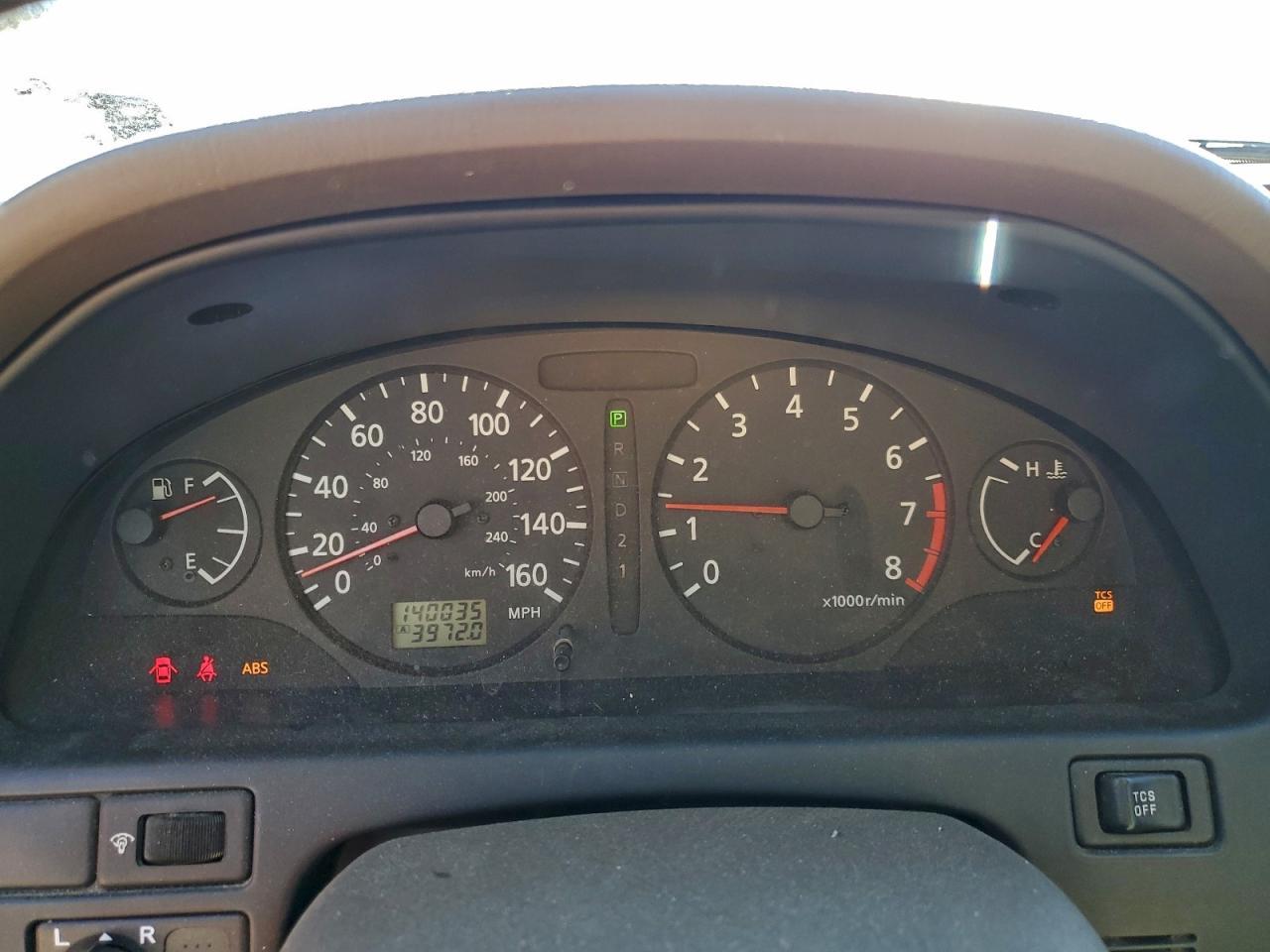 2000 NISSAN Maxima