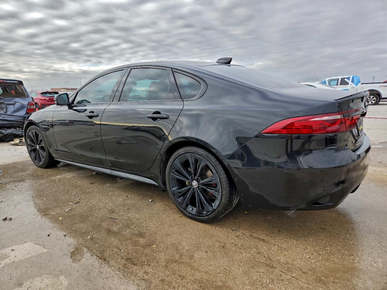 2024 JAGUAR XF